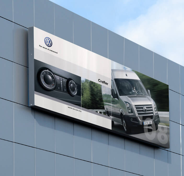 crafter_volkswagen_billboard_ insignia multimedia